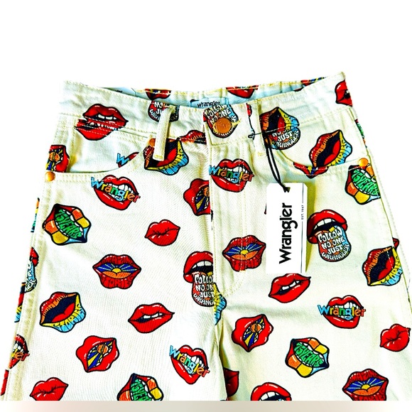 WRANGLER READ MY LIPS ROLLING STONES JEANS - Picture 3 of 5